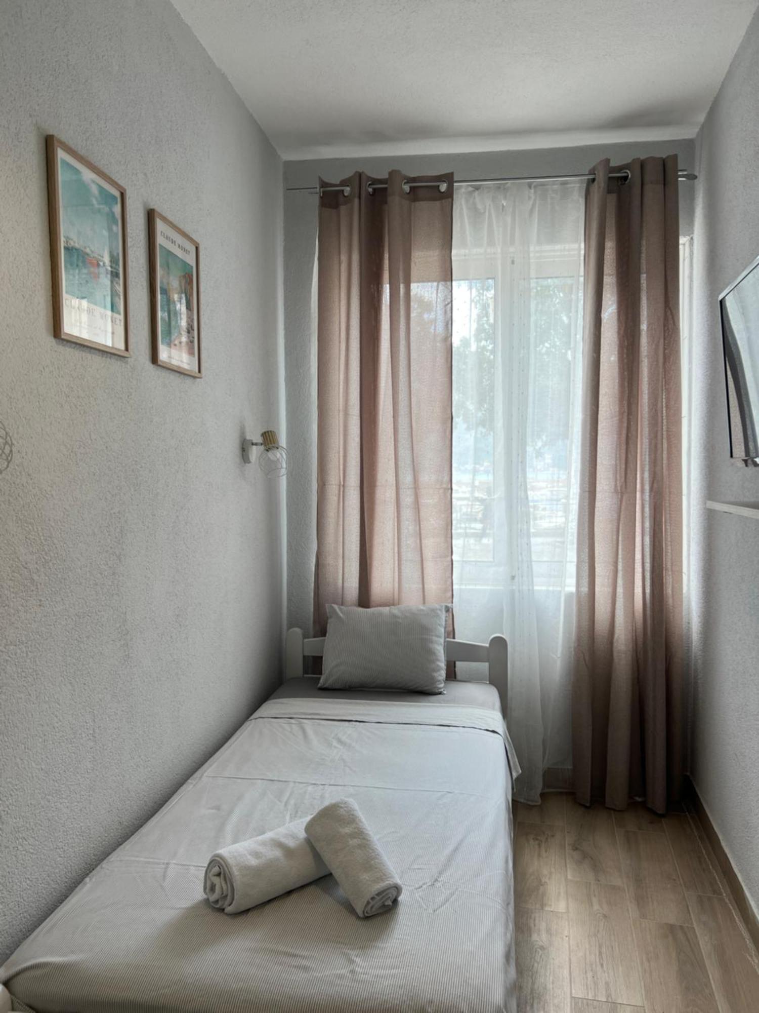 Apartments Astoria Hn تْشيرسيك نوفي المظهر الخارجي الصورة