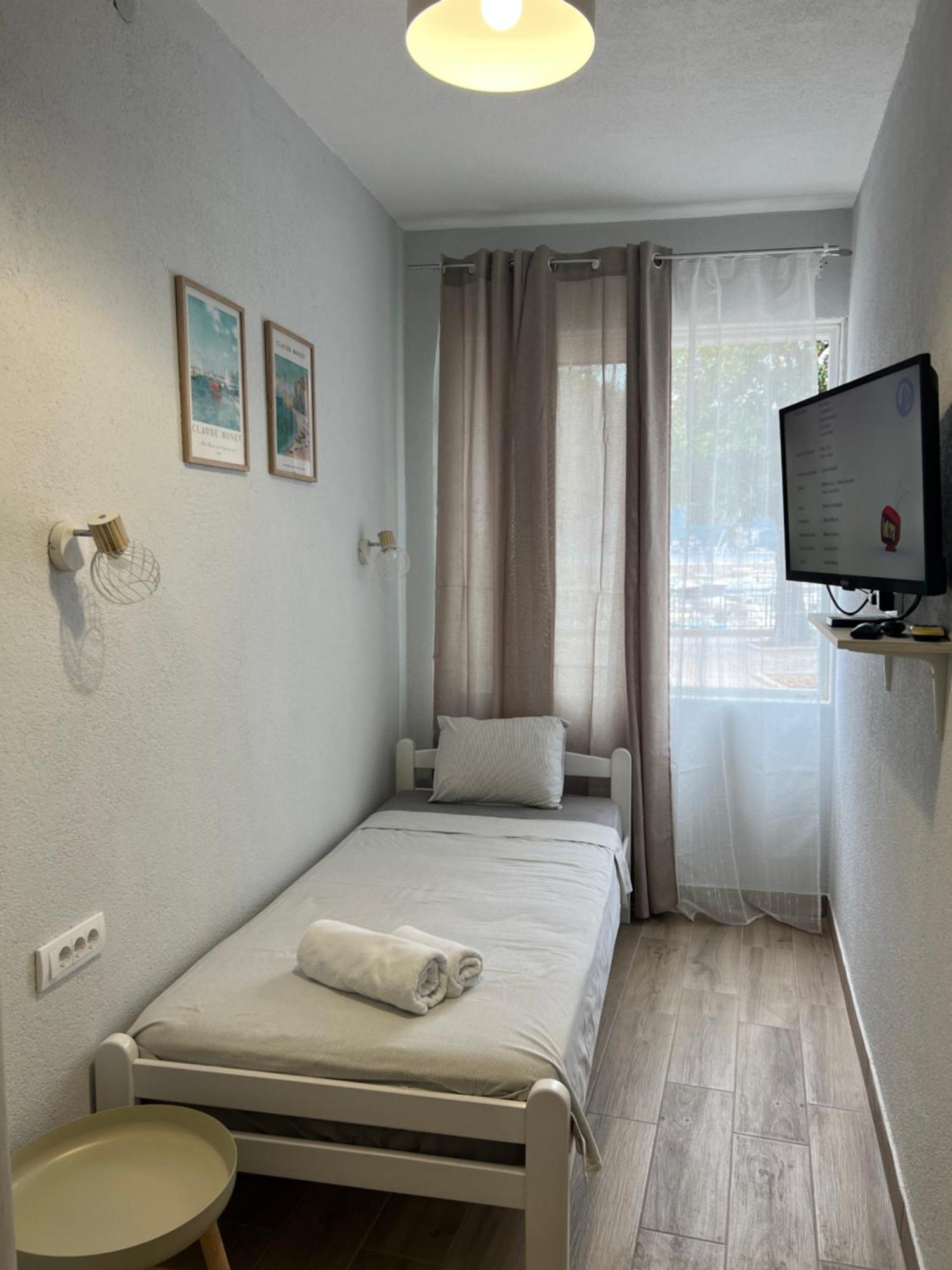 Apartments Astoria Hn تْشيرسيك نوفي المظهر الخارجي الصورة