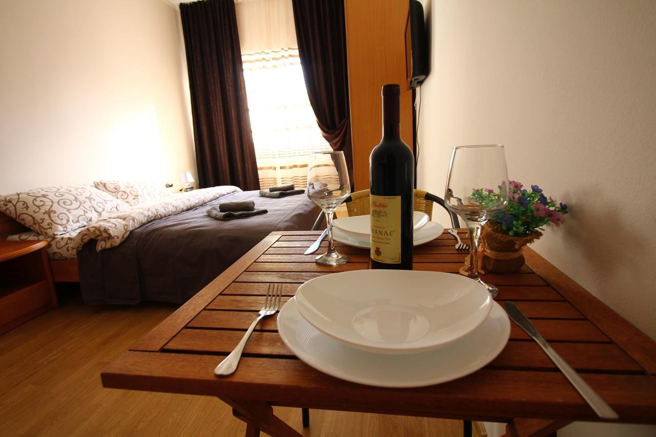 Apartments Astoria Hn تْشيرسيك نوفي المظهر الخارجي الصورة